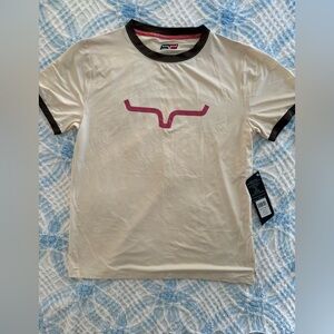 NWT Women’s Kimes Ranch performance tee shirt